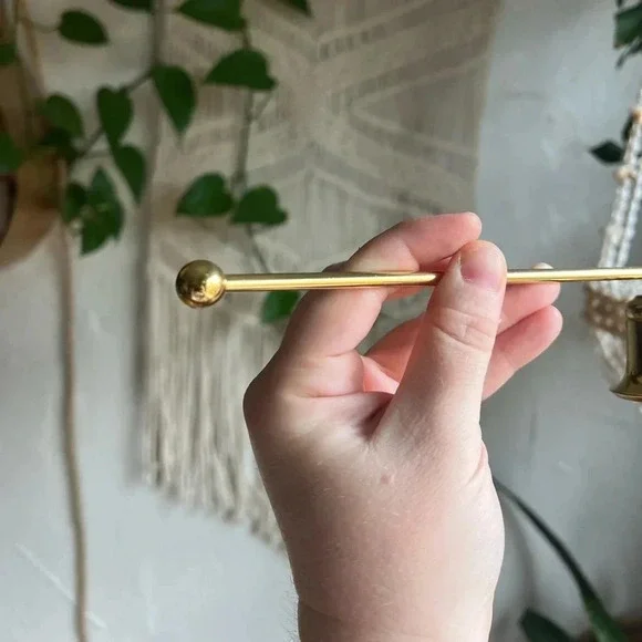 Vintage Gold Candle Snuffer - Elegant Brass Metal Candle Extinguisher Tool - Picture 4 of 10